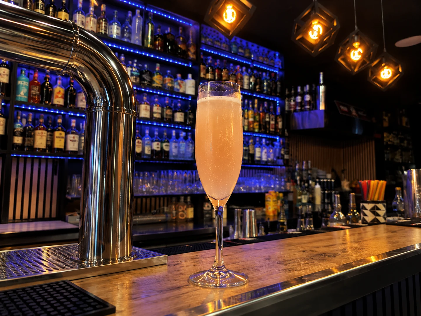 Bellini, served at Jimmy Cocktail Lab on Via Petroni, Bologna