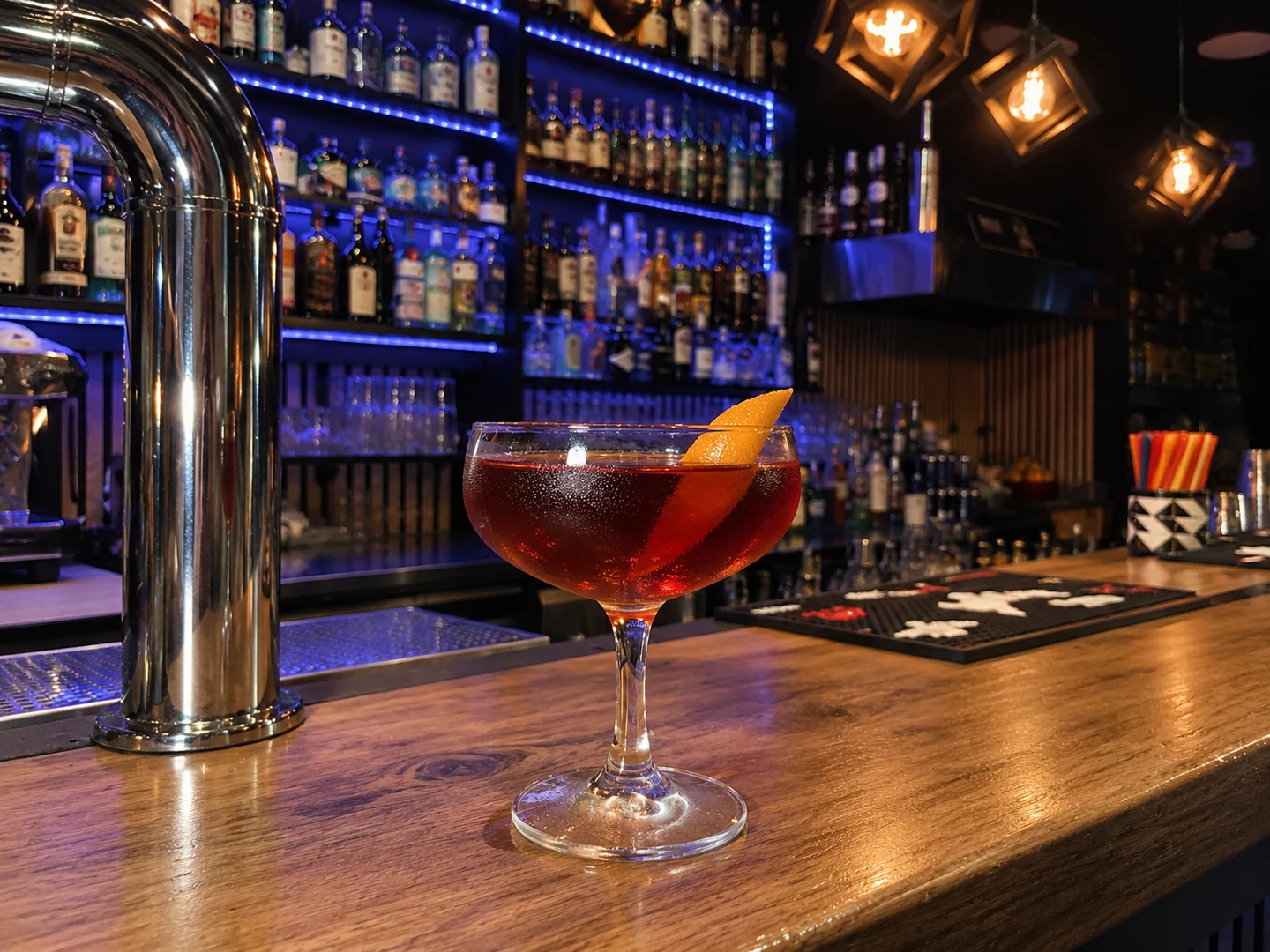 Cold Brew Negroni, served at Jimmy Cocktail Lab on Via Petroni, Bologna